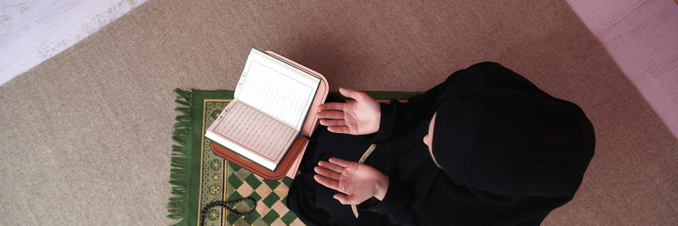 Plymouth Prayer Times